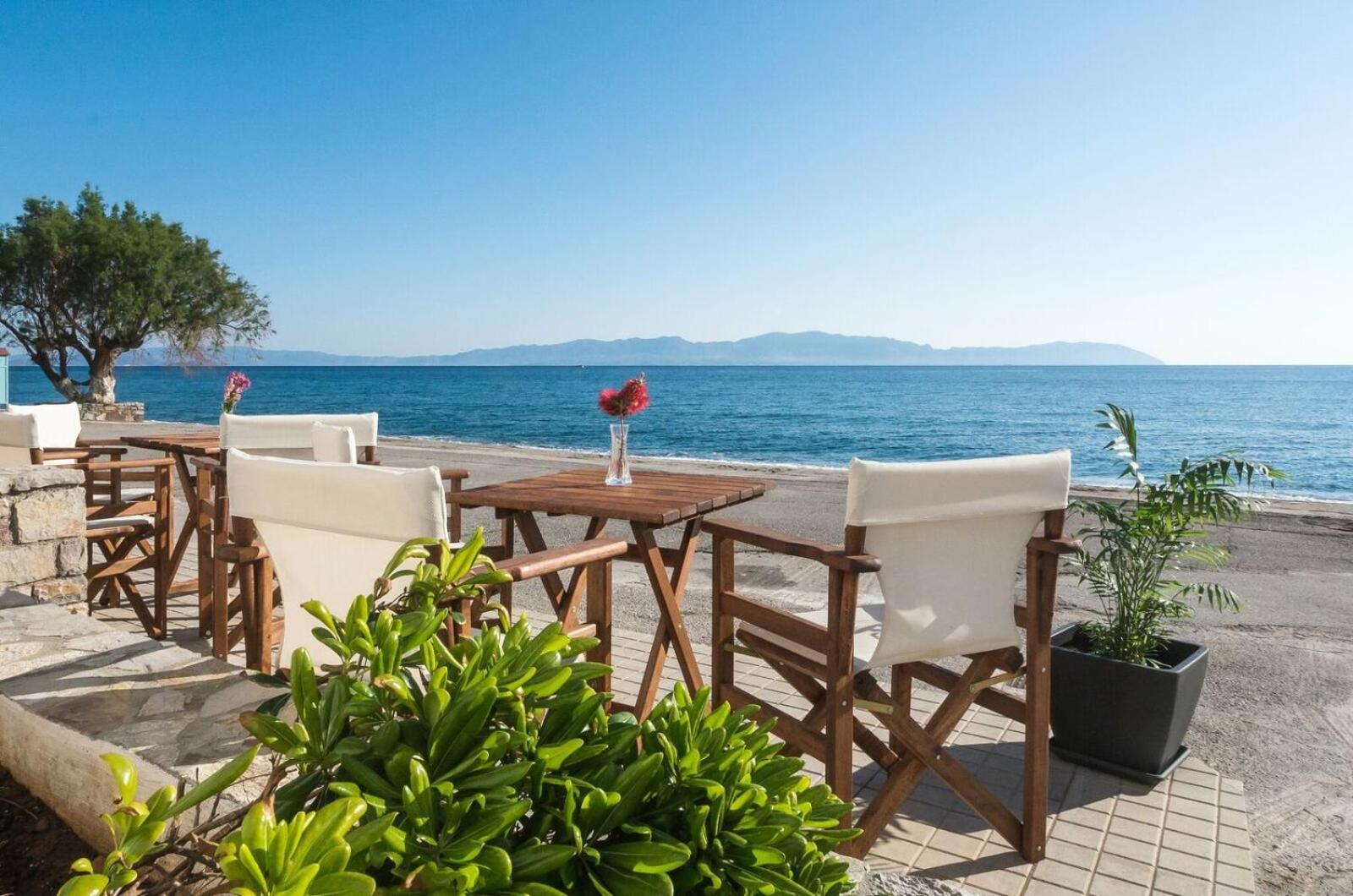 Anesis Hotel Agia Pelagia  エクステリア 写真