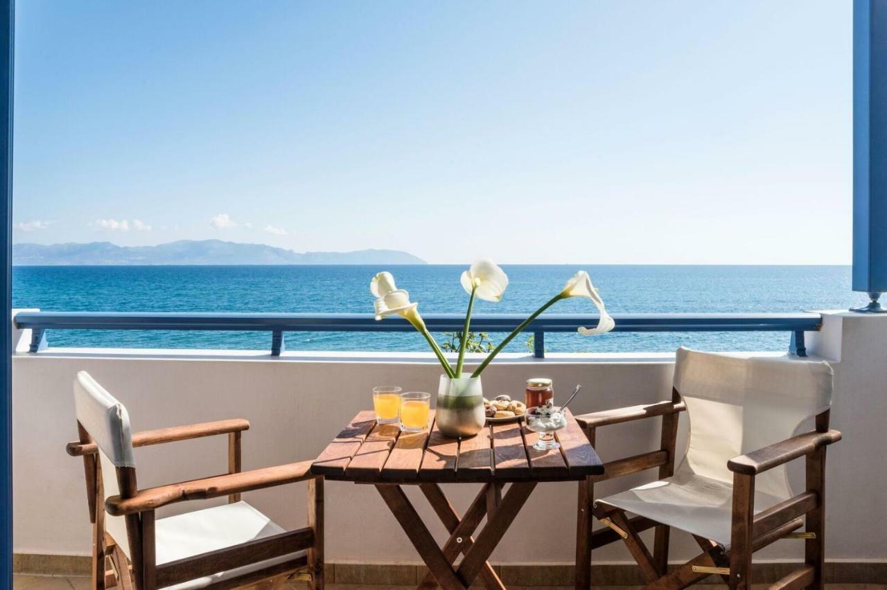 Anesis Hotel Agia Pelagia  エクステリア 写真