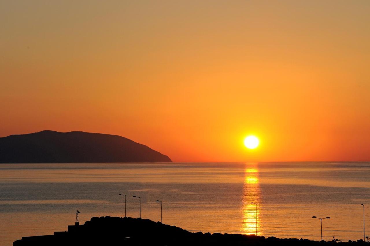 Anesis Hotel Agia Pelagia  エクステリア 写真